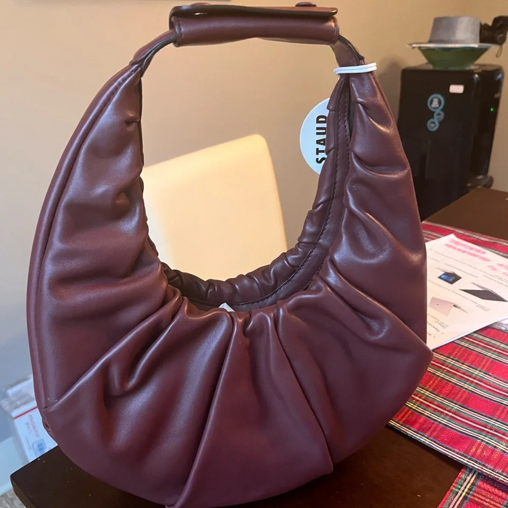 Staud soft Moon Bag - Picture 2 of 4